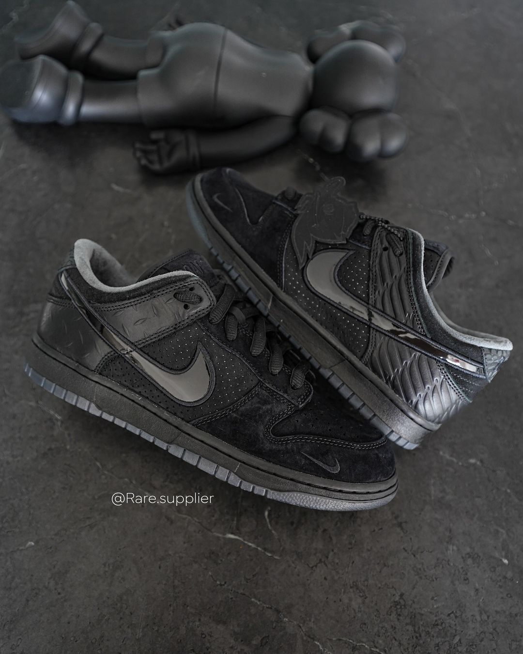 Ni-ke SB Dunk “What The Duck”