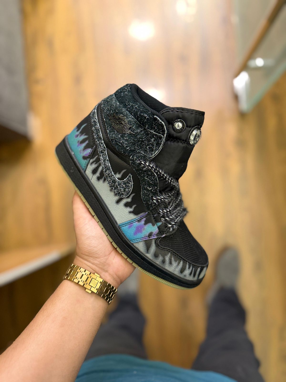 Air Jor-dan 1 Mid “Halloween Black Cat”